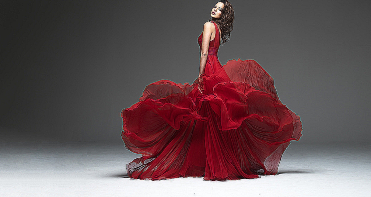 Фото Девушка в красном платье Red Girl - model